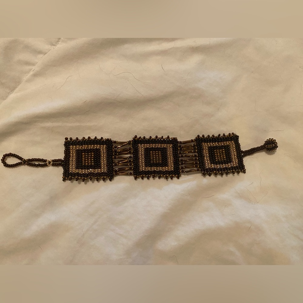 Beaded African bracelet